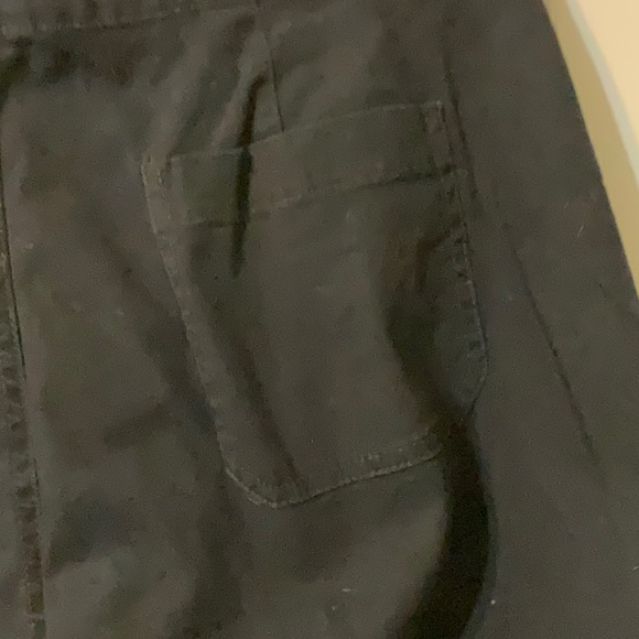 Gloria Vanderbilt Black Capri - Picture 4 of 10